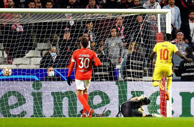 九游娱乐-风云突变本菲卡清晨队长鼓劲；足总杯版图或变；管理层满意；控场能力受关注