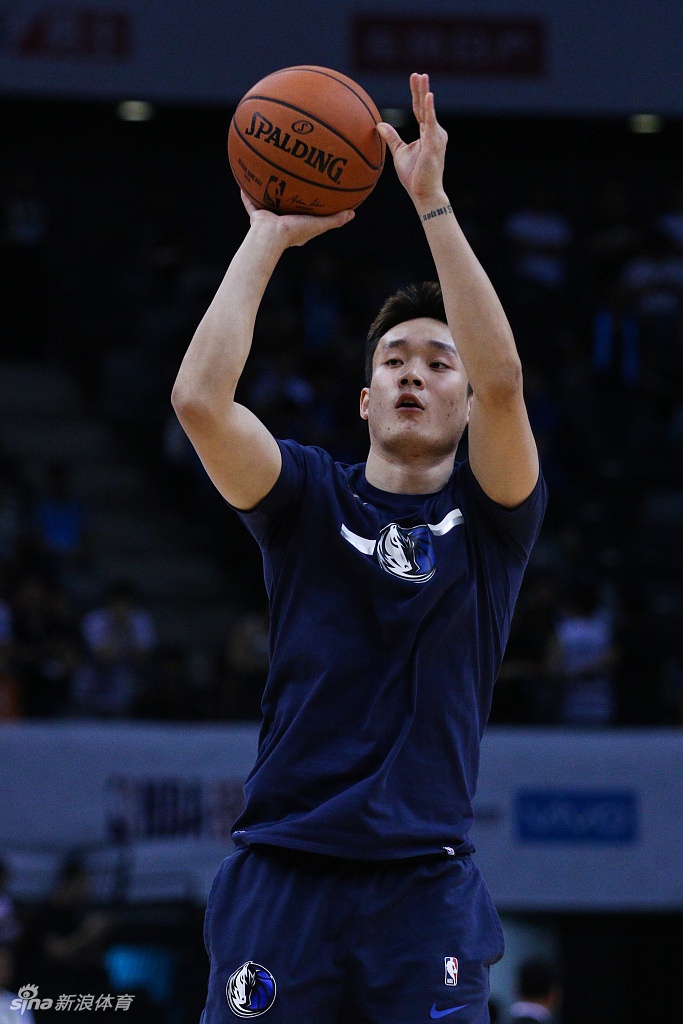 九游体育入口-关于印第安纳步行者训练开放日，今晚伤情更新引欢呼，CBA常规赛在即，心理建设被强调的信息